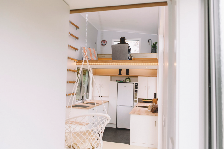 Image of the Millennial Tiny house loft office area